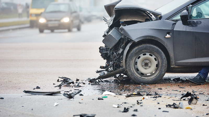 Macon Co, AL – Two-Car Crash on I-85 N Causes Injuries