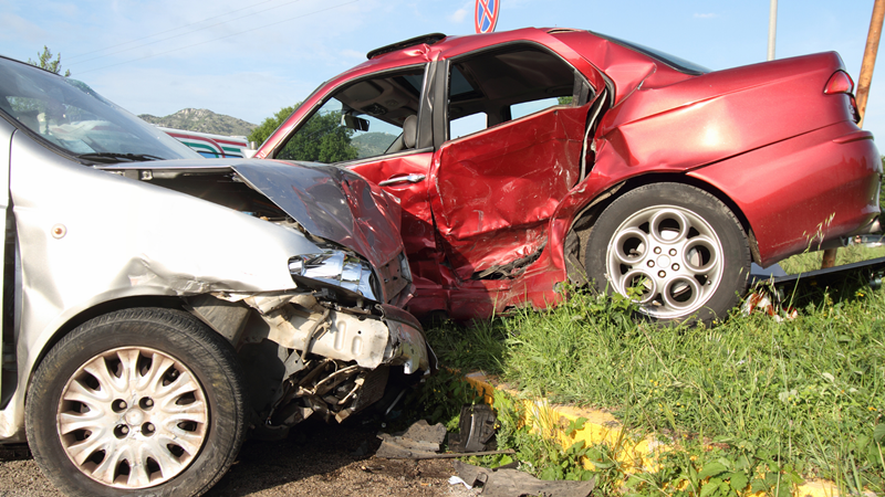Limestone Co, AL – Injuries in Multi-Vehicle Crash on I-65 SB near Tennessee River Br